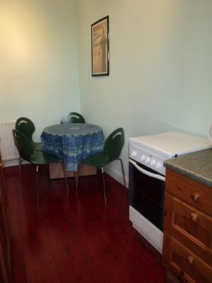 Palace Residential Lets Edinburgh Room photo